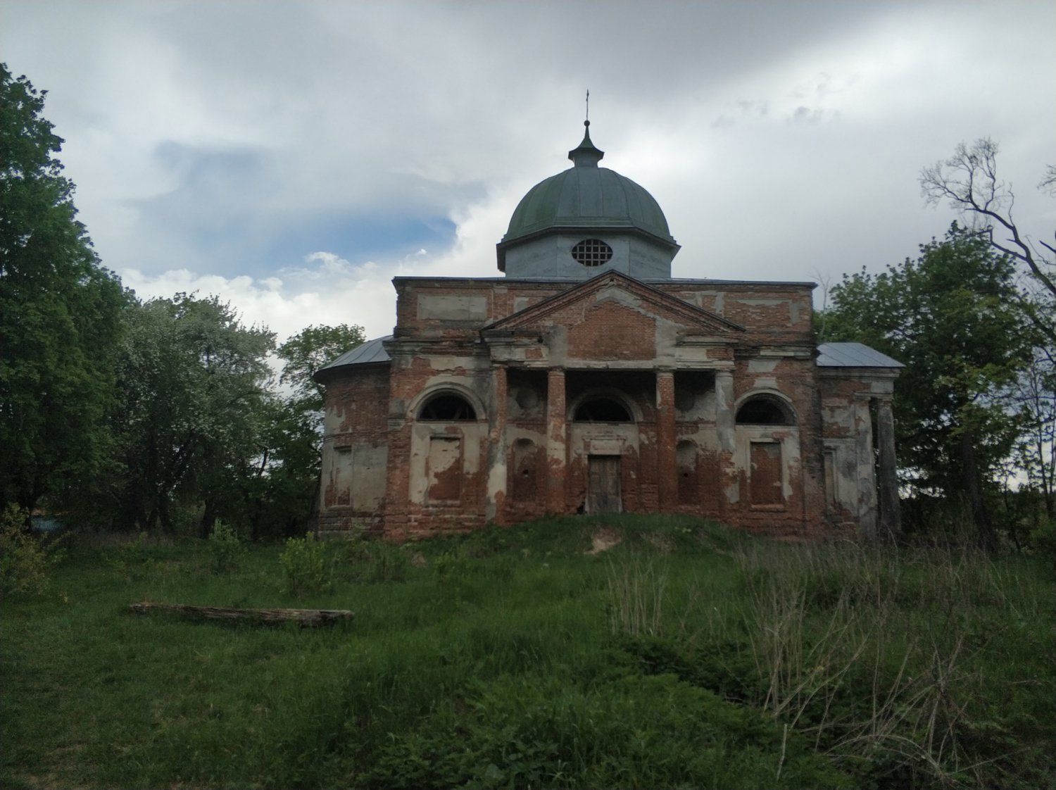 Погода дорисовывает печальную картину, на сегодня пора домой
